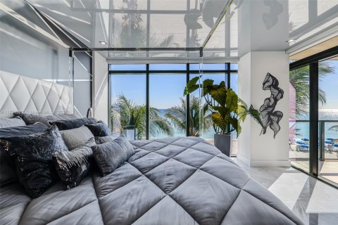 Купить кондоминиум в Холливуд, Флорида 3 спальни, 242.1м2, № 2060001 - фото 12