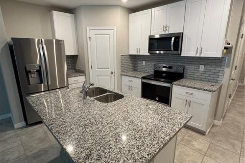 Touwnhouse à louer à Nokomis, Floride: 3 chambres, 142.98 m2 № 2110785 - photo 6