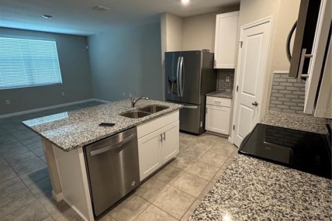 Touwnhouse à louer à Nokomis, Floride: 3 chambres, 142.98 m2 № 2110785 - photo 5