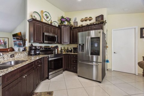 Casa en alquiler en Boynton Beach, Florida, 3 dormitorios, 135.82 m2 № 1097449 - foto 1