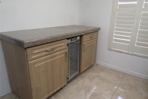 Condo in Sarasota, Florida, 2 bedrooms № 2148972 - photo 23