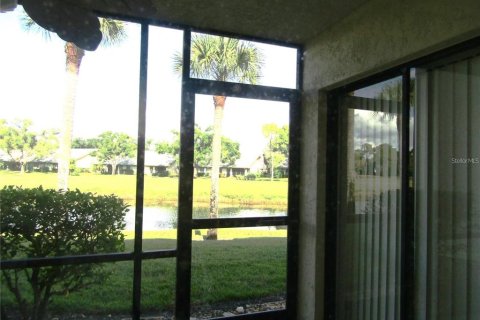 Condo in Sarasota, Florida, 2 bedrooms № 2148972 - photo 22