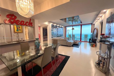 Appartement à louer à Miami Beach, Floride: 2 chambres, 100.15 m2 № 1705113 - photo 1