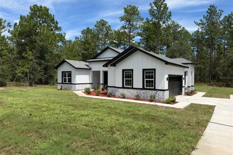 Casa en Dunnellon, Florida 4 dormitorios, 222.87 m2 № 2373108
