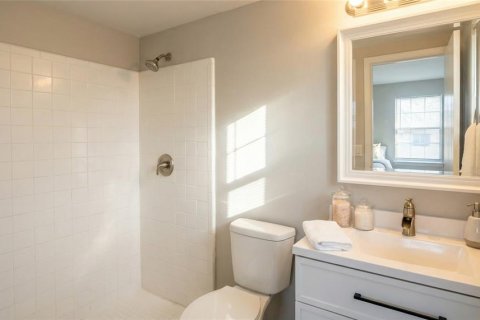 Villa ou maison à vendre à Orlando, Floride: 3 chambres, 121.7 m2 № 2093473 - photo 16