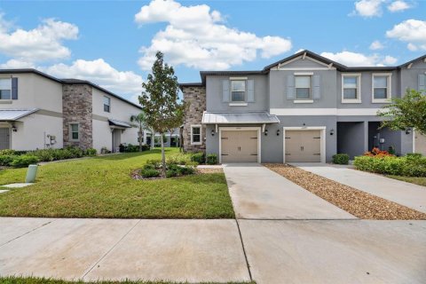 Townhouse in Sun City Center, Florida 3 bedrooms, 172.24 sq.m. № 2385605 - photo 7