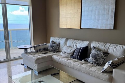 Copropriété à louer à Hallandale Beach, Floride: 3 chambres, 171.03 m2 № 2270369 - photo 6