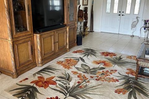 House in Port Charlotte, Florida 3 bedrooms, 165.18 sq.m. № 1736303 - photo 13