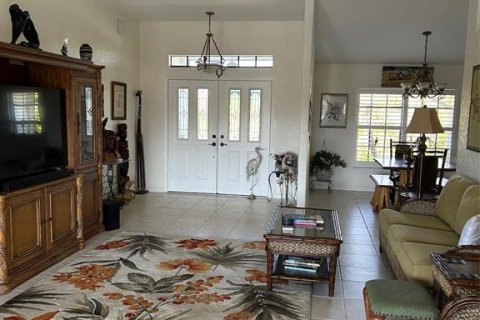 House in Port Charlotte, Florida 3 bedrooms, 165.18 sq.m. № 1736303 - photo 10