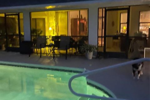House in Port Charlotte, Florida 3 bedrooms, 165.18 sq.m. № 1736303 - photo 6