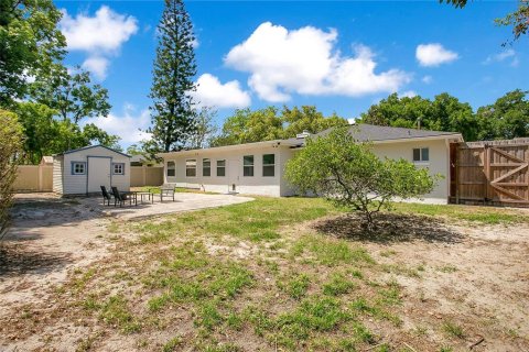 House in Longwood, Florida 4 bedrooms, 192.68 sq.m. № 1657504 - photo 24