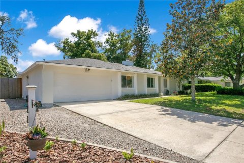 House in Longwood, Florida 4 bedrooms, 192.68 sq.m. № 1657504 - photo 3
