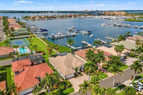 Villa ou maison à vendre à Palmetto, Floride: 4 chambres, 302.12 m2 № 2195668 - photo 9