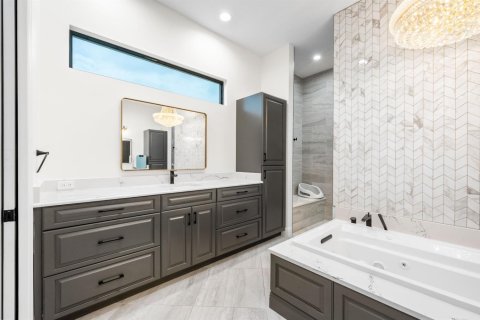 Купить виллу или дом в Палм Сити, Флорида 3 комнаты, 352.56м2, № 2181302 - фото 23