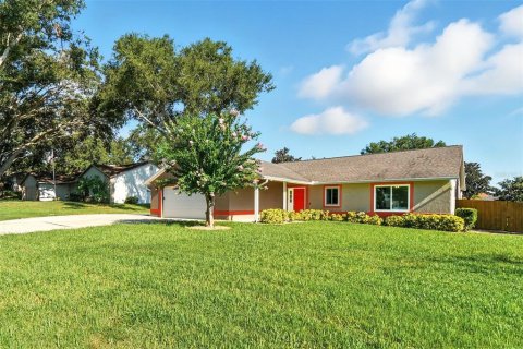 House in Montverde, Florida 4 bedrooms, 256.04 sq.m. № 1894166 - photo 2