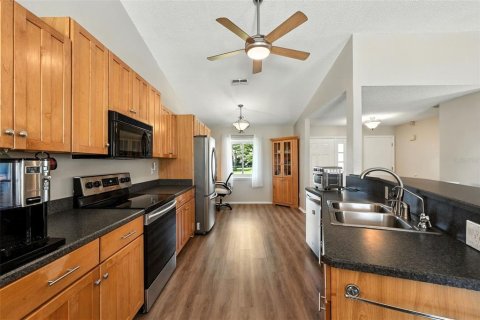 House in Montverde, Florida 4 bedrooms, 256.04 sq.m. № 1894166 - photo 21