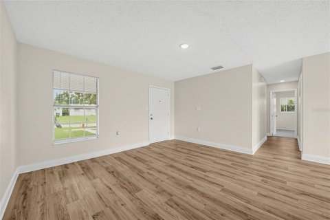 Villa ou maison à vendre à Orlando, Floride: 3 chambres, 97.55 m2 № 2351707 - photo 4