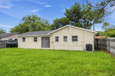 Villa ou maison à vendre à Orlando, Floride: 3 chambres, 97.55 m2 № 2351707 - photo 19