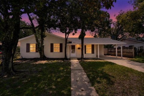 Villa ou maison à Orlando, Floride 3 chambres, 97.55 m2 № 2351707