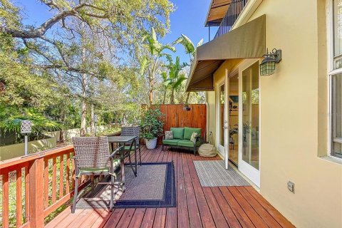 Adosado en venta en Tampa, Florida, 3 dormitorios, 218.69 m2 № 1837426 - foto 15