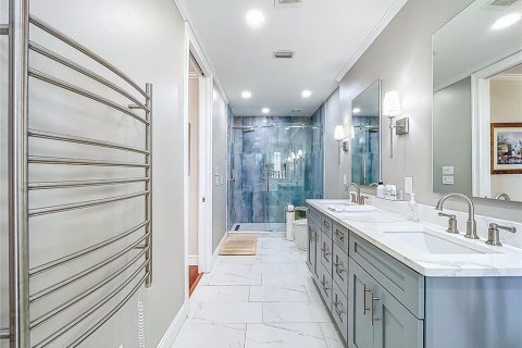 Adosado en venta en Tampa, Florida, 3 dormitorios, 218.69 m2 № 1837426 - foto 20