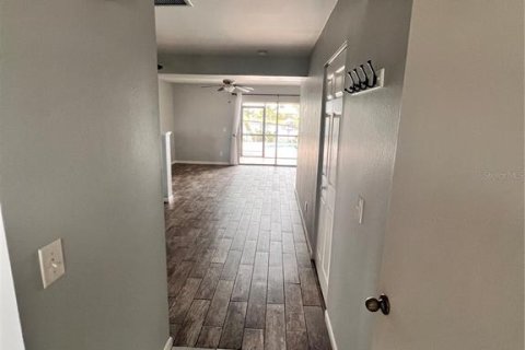 Снять в аренду таунхаус в Пунта-Горда, Флорида 5 комнат, 105.63м2, № 1898753 - фото 19