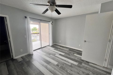 Снять в аренду таунхаус в Пунта-Горда, Флорида 5 комнат, 105.63м2, № 1898753 - фото 10