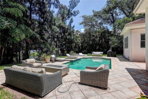 Casa en venta en Tampa, Florida, 5 dormitorios, 392.42 m2 № 2433457 - foto 11