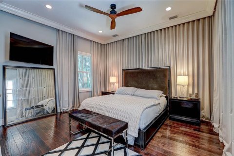 Casa en venta en Tampa, Florida, 5 dormitorios, 392.42 m2 № 2433457 - foto 24