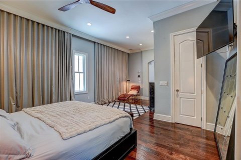 Casa en venta en Tampa, Florida, 5 dormitorios, 392.42 m2 № 2433457 - foto 25