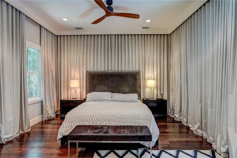 Casa en venta en Tampa, Florida, 5 dormitorios, 392.42 m2 № 2433457 - foto 23