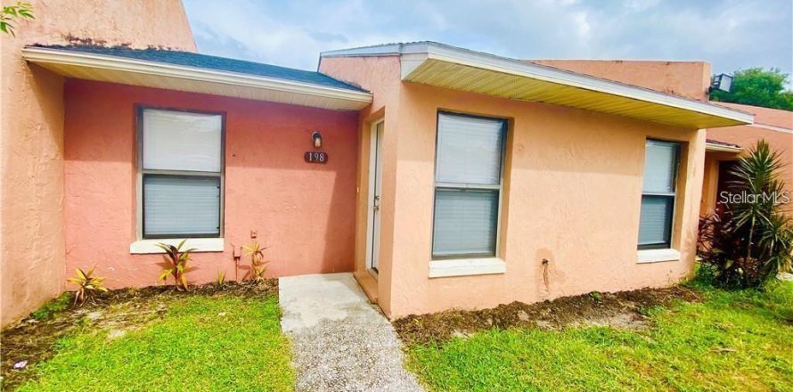 Villa ou maison à Auburndale, Floride 2 chambres, 95.22 m2 № 2385654