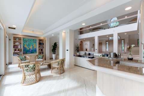 House in Gulf Stream, Florida 6 bedrooms, 826.64 sq.m. № 2397829 - photo 9