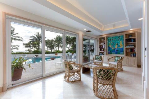 House in Gulf Stream, Florida 6 bedrooms, 826.64 sq.m. № 2397829 - photo 10