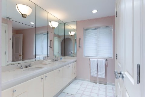 House in Gulf Stream, Florida 6 bedrooms, 826.64 sq.m. № 2397829 - photo 27