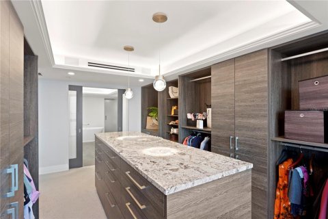 Condo in Tampa, Florida, 4 bedrooms  № 1919328 - photo 26