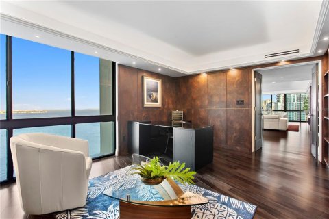 Condo in Tampa, Florida, 4 bedrooms  № 1919328 - photo 15