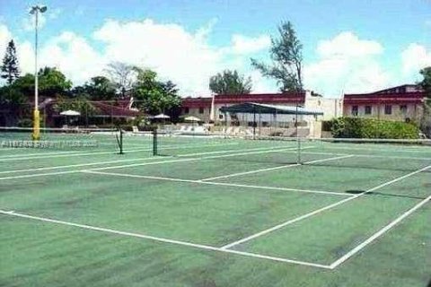 Copropriété à louer à Lauderhill, Floride: 2 chambres, 90.3 m2 № 2016779 - photo 8