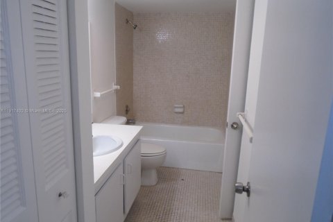 Copropriété à louer à Lauderhill, Floride: 2 chambres, 90.3 m2 № 2016779 - photo 23