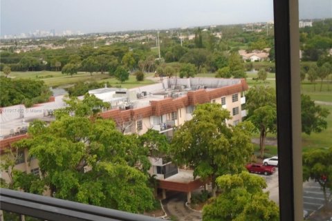 Copropriété à louer à Lauderhill, Floride: 2 chambres, 90.3 m2 № 2016779 - photo 14