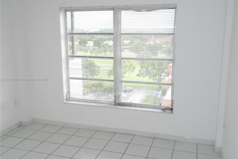 Copropriété à louer à Lauderhill, Floride: 2 chambres, 90.3 m2 № 2016779 - photo 19