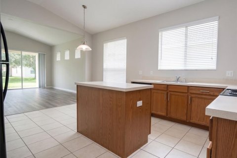 House in Windermere, Florida 4 bedrooms, 203.46 sq.m. № 2151032 - photo 5