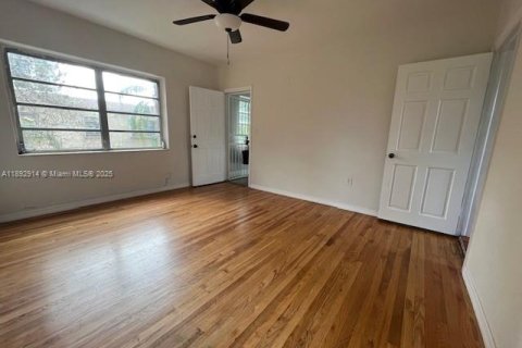 Appartement à louer à Miami, Floride: 2 chambres, 85.01 m2 № 1945818 - photo 8
