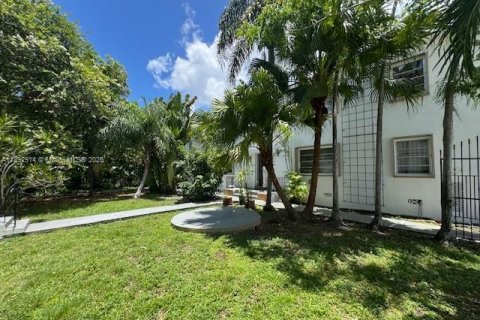 Appartement à louer à Miami, Floride: 2 chambres, 85.01 m2 № 1945818 - photo 4