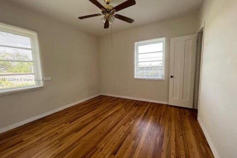 Appartement à louer à Miami, Floride: 2 chambres, 85.01 m2 № 1945818 - photo 10