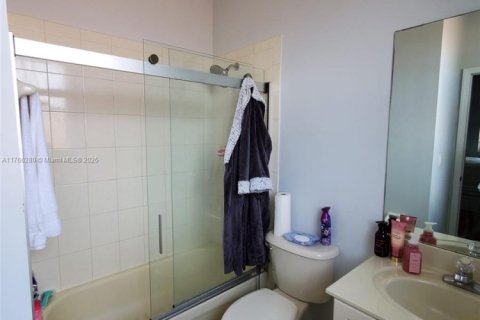 Villa ou maison à vendre à Doral, Floride: 4 chambres, 283.63 m2 № 1716027 - photo 30