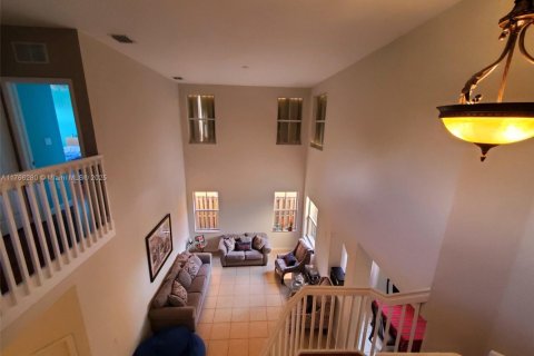 Villa ou maison à vendre à Doral, Floride: 4 chambres, 283.63 m2 № 1716027 - photo 12