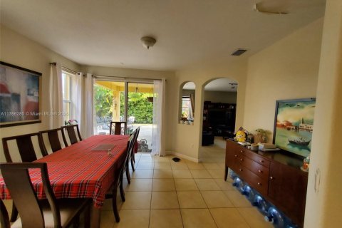 Villa ou maison à vendre à Doral, Floride: 4 chambres, 283.63 m2 № 1716027 - photo 17