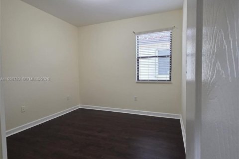 Снять в аренду виллу или дом в Хайалиа, Флорида 5 спален, 256.32м2, № 1986982 - фото 29