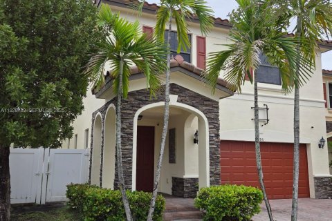 Снять в аренду виллу или дом в Хайалиа, Флорида 5 спален, 256.32м2, № 1986982 - фото 11